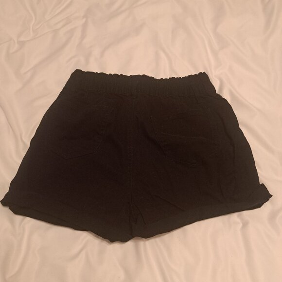 Black cargo shorts - Picture 2 of 2